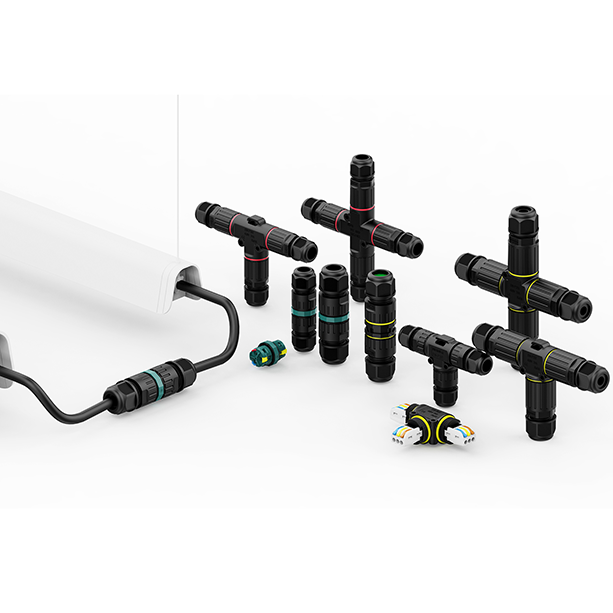 Outdoor Power Distribution With 4 Way Waterproof Connectors